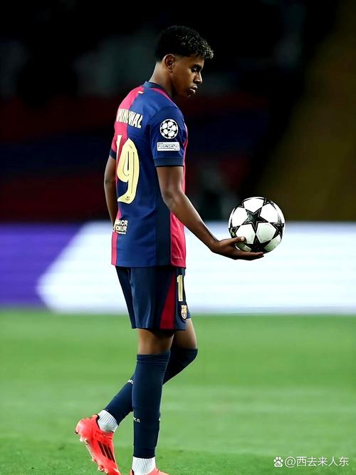 [NBA-湖人] 砸歪篮筐！湖人大将6中1怒砍2分 正负值队内最低